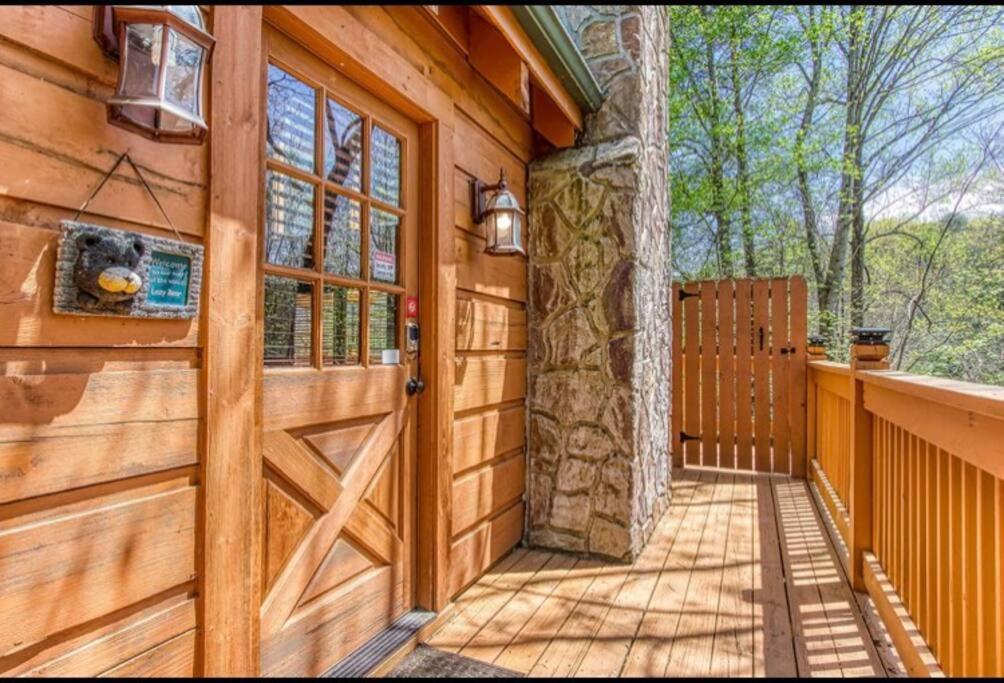 סביירוויל Lazy Bear Cabin מראה חיצוני תמונה