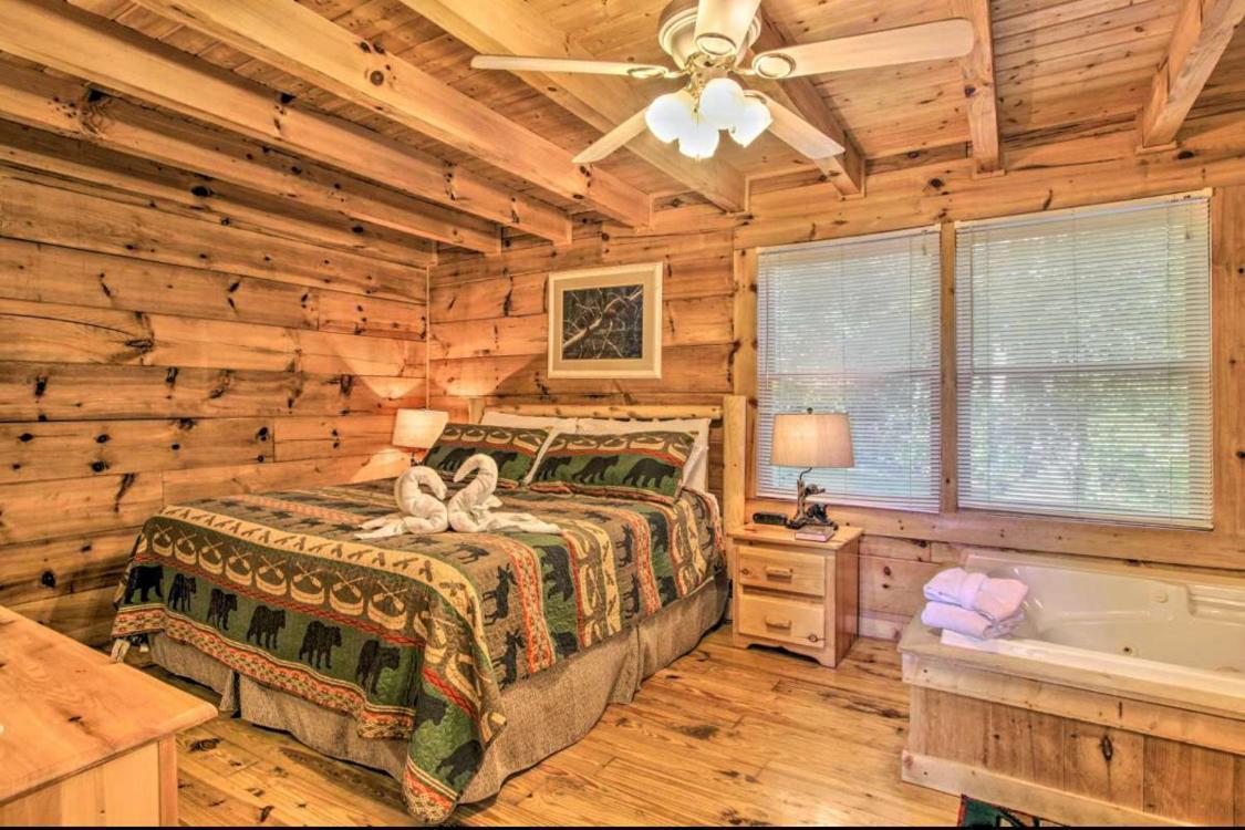 סביירוויל Lazy Bear Cabin מראה חיצוני תמונה