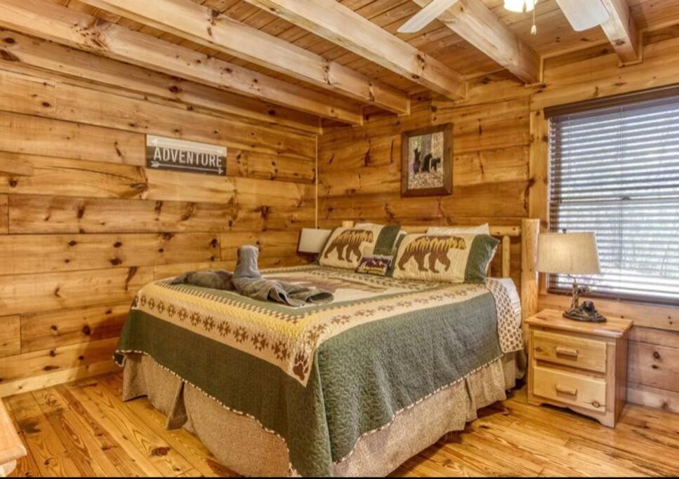 סביירוויל Lazy Bear Cabin מראה חיצוני תמונה