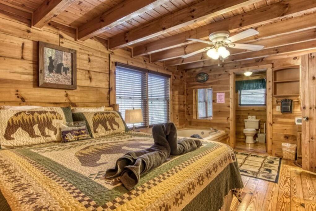 סביירוויל Lazy Bear Cabin מראה חיצוני תמונה